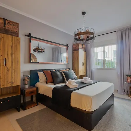 Lounge&more - Cabo Roig *